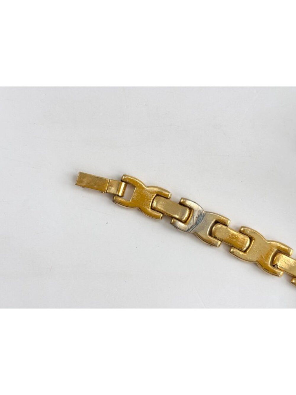 Fantasy Link Paneled Art Deco Inspired Gold Toned Chunky Vintage 80's Bracelet - Picture 9 of 13